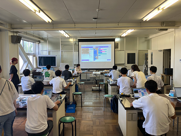 楽しく学ぶロボットプログラミング